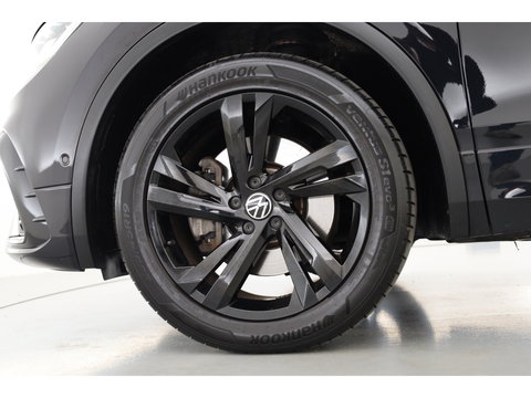 Volkswagen Tiguan 1.4 TSI eHybrid R-Line | Pano | Elek. Trekhaak | Stoel- Stuurverw. | Adapt. Cruise | Camera | Keyless | IQ. Light