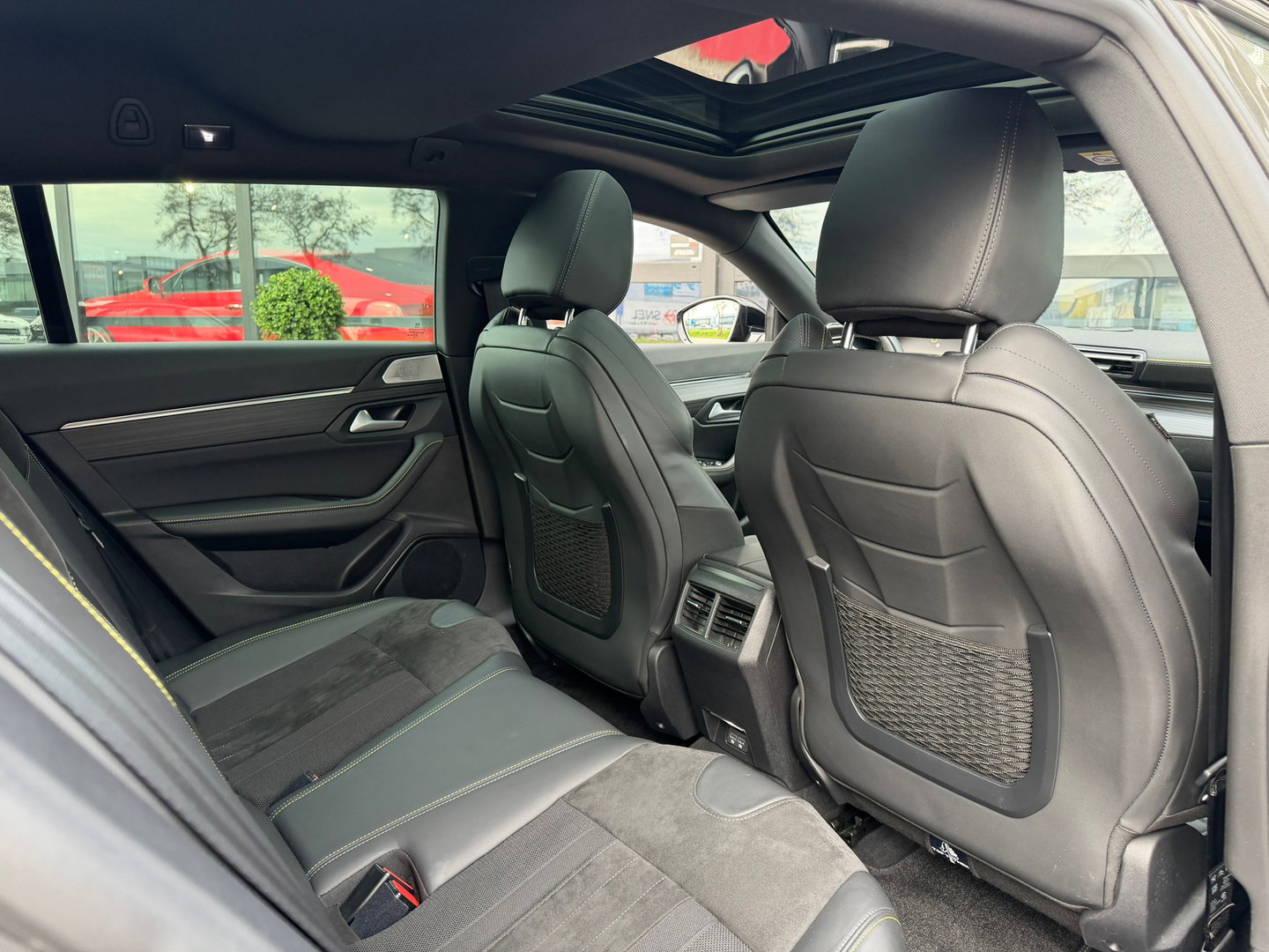 Peugeot 508 SW 1.6 HYbrid Sport 361PK Engineered Pano|Memory|Massage|Leder