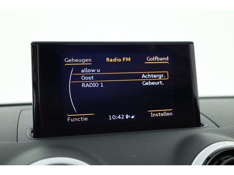 Audi A3 Cabriolet 1.4 TFSI CoD Pro Line S | Leder | All Seasons | Nek-/ Stoelverw. | Camera | Cruise Ctrl. | Navi |