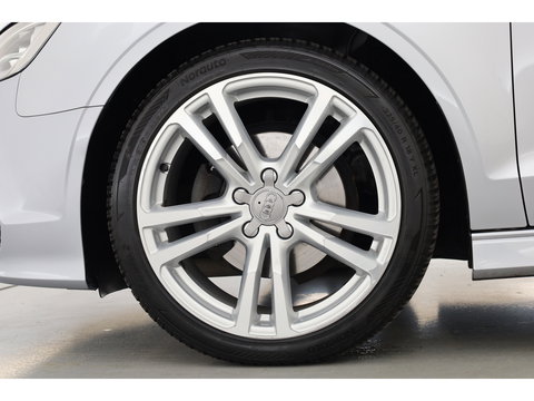 Audi A3 Cabriolet 1.4 TFSI CoD Pro Line S | Leder | All Seasons | Nek-/ Stoelverw. | Camera | Cruise Ctrl. | Navi |