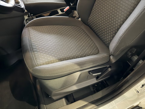 Ford Transit Connect 1.5 EcoBlue 100pk L2 Trend HP / vaste prijs rijklaar € 12.950 ex btw / lease vanaf € 218 / euro 6 / bpm vrij / airco / cruise / trekhaak / ingerichte laadruimte