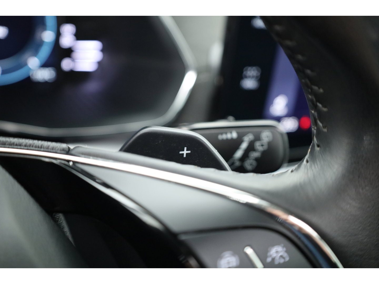 Škoda Octavia Combi 1.4 TSI iV PHEV Business Edition Plus | SOH 91% | Pano | HUD | Stoel- Stuurverw. | Memory Seats | Camera | Adapt. Cruise