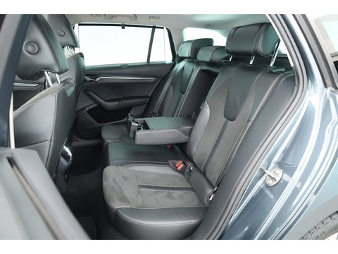 Škoda Octavia Combi 1.4 TSI iV PHEV Business Edition Plus | SOH 91% | Pano | HUD | Stoel- Stuurverw. | Memory Seats | Camera | Adapt. Cruise