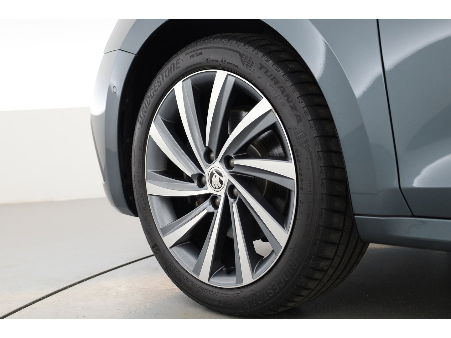 Škoda Octavia Combi 1.4 TSI iV PHEV Business Edition Plus | SOH 91% | Pano | HUD | Stoel- Stuurverw. | Memory Seats | Camera | Adapt. Cruise