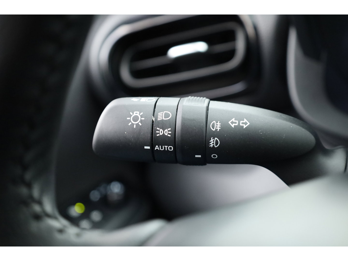 Toyota Yaris Cross 1.5 Hybrid 130 Teamplayer | Winter pack | Safety Pack | Navi | Apple CarPlay | Camera | Adapt. Cruise