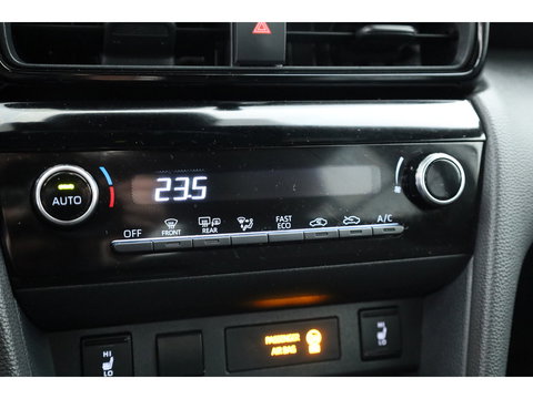 Toyota Yaris Cross 1.5 Hybrid 130 Teamplayer | Winter pack | Safety Pack | Navi | Apple CarPlay | Camera | Adapt. Cruise