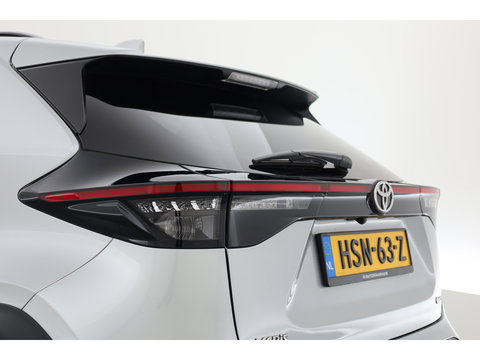 Toyota Yaris Cross 1.5 Hybrid 130 Teamplayer | Winter pack | Safety Pack | Navi | Apple CarPlay | Camera | Adapt. Cruise