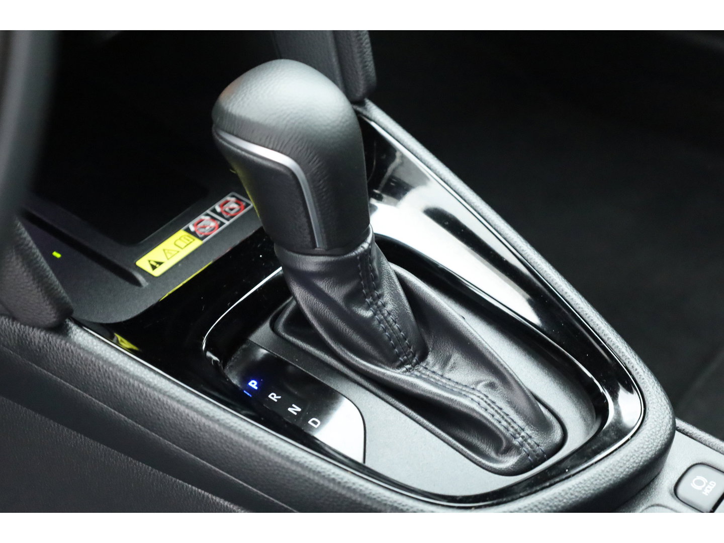 Toyota Yaris Cross 1.5 Hybrid 130 Teamplayer | Winter pack | Safety Pack | Navi | Apple CarPlay | Camera | Adapt. Cruise