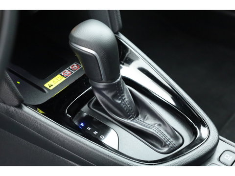 Toyota Yaris Cross 1.5 Hybrid 130 Teamplayer | Winter pack | Safety Pack | Navi | Apple CarPlay | Camera | Adapt. Cruise