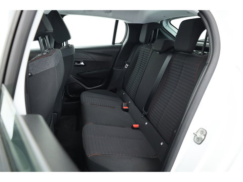 Peugeot 208 1.2 PureTech Allure Pack | Cruise Control | Apple CarPlay & Android Auto | DAB | All Season | PDC + A | Navi