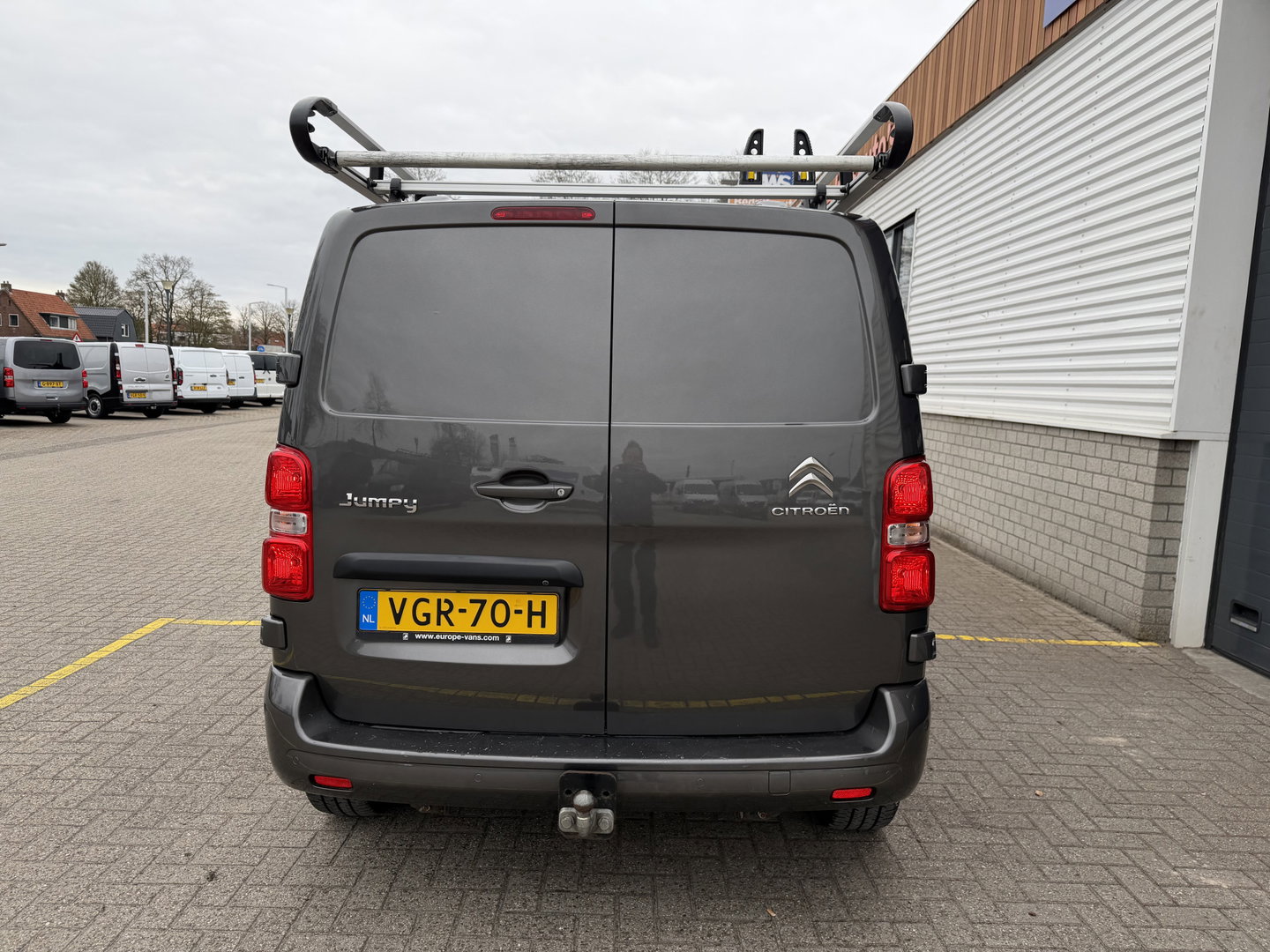 Citroën Jumpy 2.0 BlueHDI automaat 120pk M Driver L2H1 / euro 6 / bpm vrij / camera / vaste prijs rijklaar € 14.950 ex btw / airco / cruise / navi / imperial / trekhaak