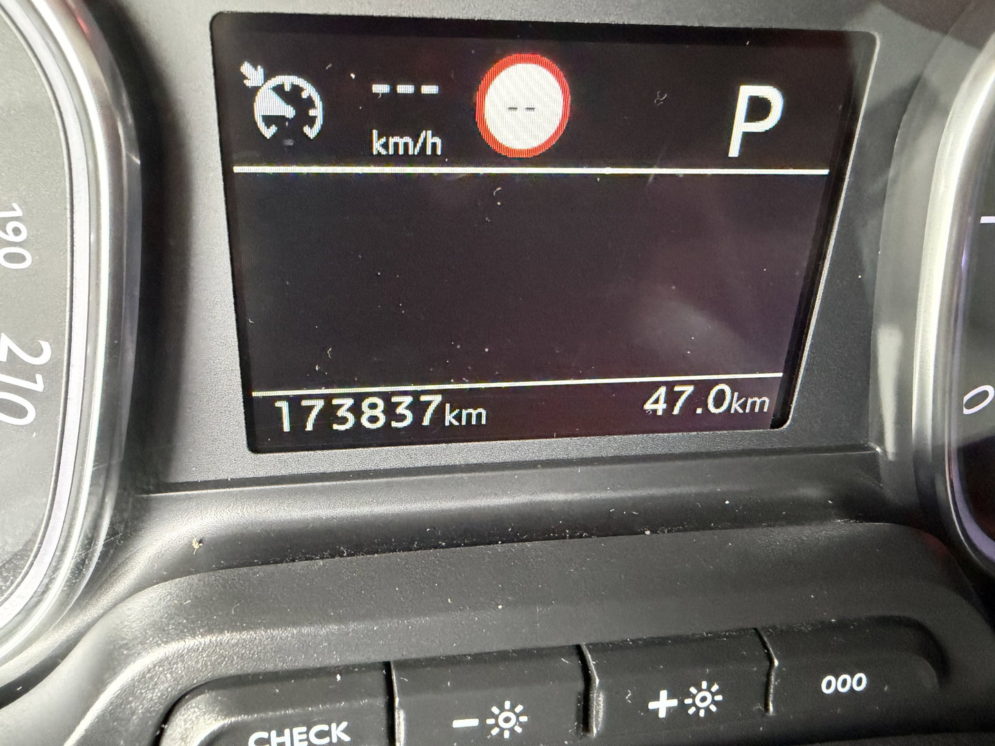 Citroën Jumpy 2.0 BlueHDI automaat 120pk M Driver L2H1 / euro 6 / bpm vrij / camera / vaste prijs rijklaar € 14.950 ex btw / airco / cruise / navi / imperial / trekhaak