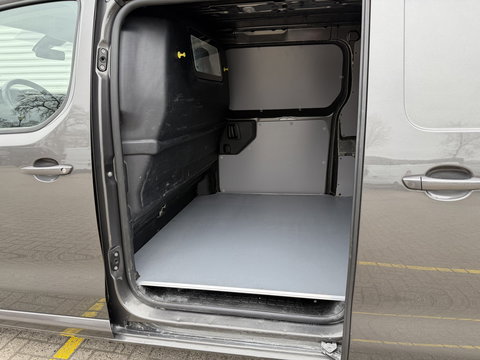 Citroën Jumpy 2.0 BlueHDI automaat 120pk M Driver L2H1 / euro 6 / bpm vrij / camera / vaste prijs rijklaar € 14.950 ex btw / airco / cruise / navi / imperial / trekhaak