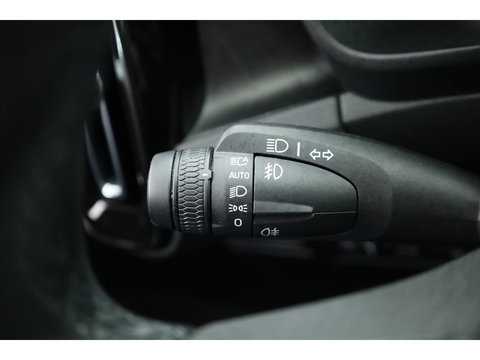 Volvo XC40 1.5 T5 Recharge Inscription | SOH 90,3% | Pilot Assist | Harman Kardon | Pano | Stoel-Stuurverw. | Dodehoek | Camera | PDC V+A