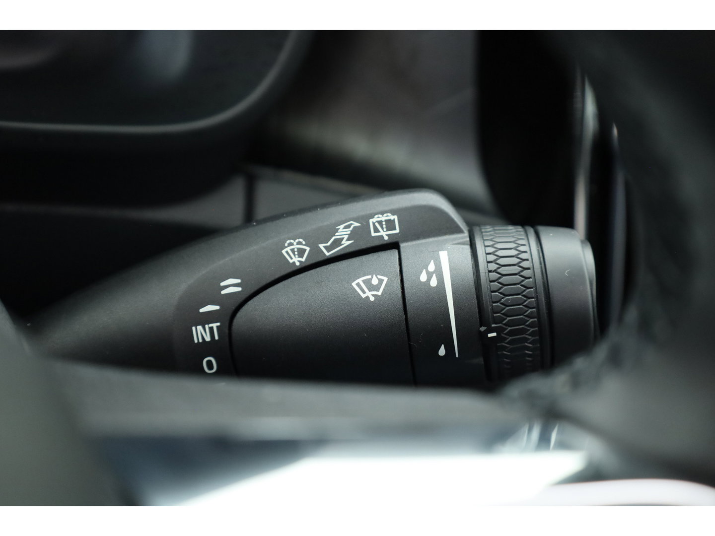 Volvo XC40 1.5 T5 Recharge Inscription | SOH 90,3% | Pilot Assist | Harman Kardon | Pano | Stoel-Stuurverw. | Dodehoek | Camera | PDC V+A