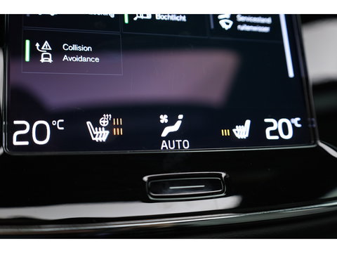 Volvo XC40 1.5 T5 Recharge Inscription | SOH 90,3% | Pilot Assist | Harman Kardon | Pano | Stoel-Stuurverw. | Dodehoek | Camera | PDC V+A
