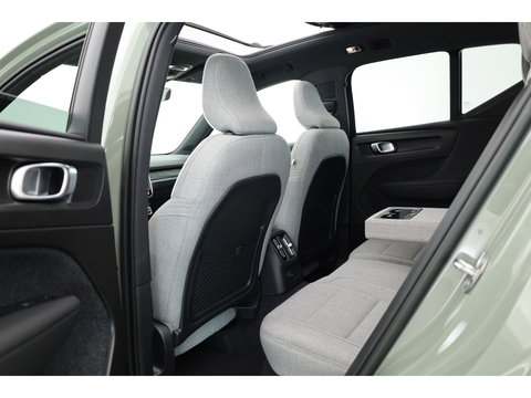Volvo XC40 1.5 T5 Recharge Inscription | SOH 90,3% | Pilot Assist | Harman Kardon | Pano | Stoel-Stuurverw. | Dodehoek | Camera | PDC V+A