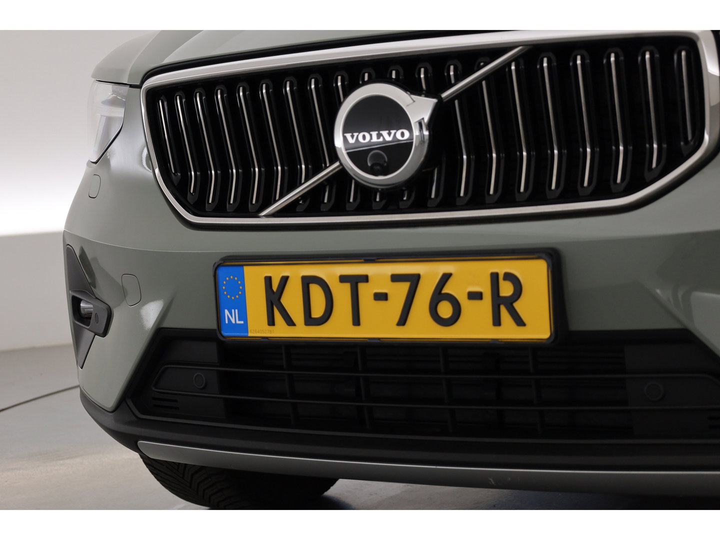 Volvo XC40 1.5 T5 Recharge Inscription | SOH 90,3% | Pilot Assist | Harman Kardon | Pano | Stoel-Stuurverw. | Dodehoek | Camera | PDC V+A