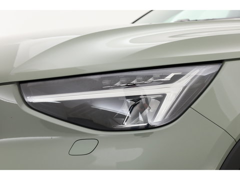 Volvo XC40 1.5 T5 Recharge Inscription | SOH 90,3% | Pilot Assist | Harman Kardon | Pano | Stoel-Stuurverw. | Dodehoek | Camera | PDC V+A