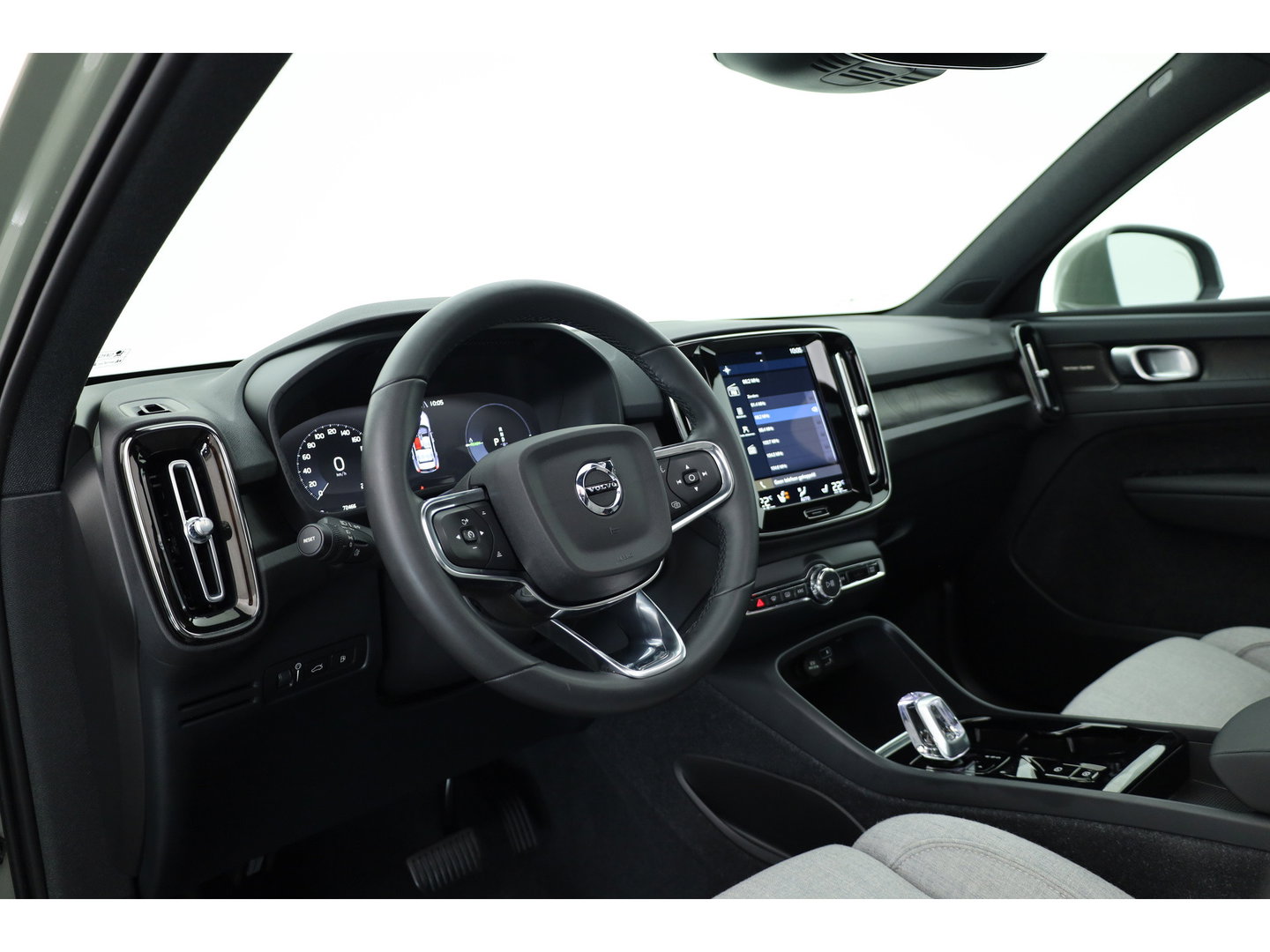 Volvo XC40 1.5 T5 Recharge Inscription | SOH 90,3% | Pilot Assist | Harman Kardon | Pano | Stoel-Stuurverw. | Dodehoek | Camera | PDC V+A
