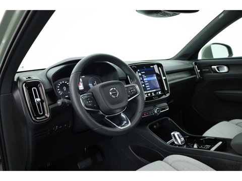 Volvo XC40 1.5 T5 Recharge Inscription | SOH 90,3% | Pilot Assist | Harman Kardon | Pano | Stoel-Stuurverw. | Dodehoek | Camera | PDC V+A