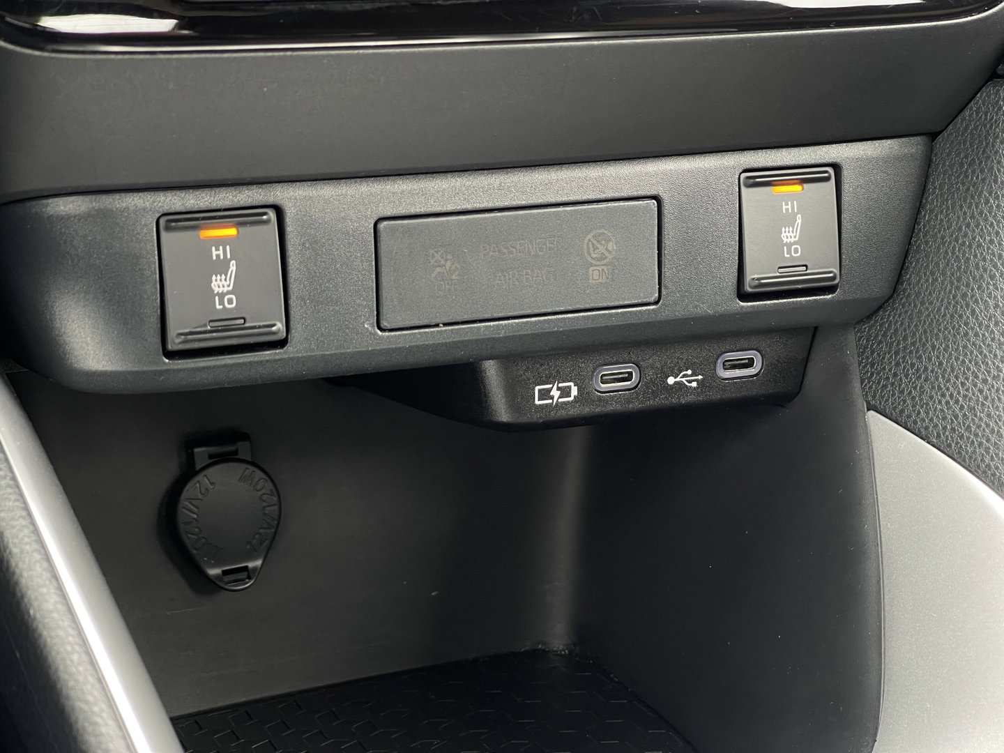 Mazda 2 Hybrid 1.5 Centre-line | Apple Carplay | DAB+ | Airconditioning | Adaptieve Cruise Control | Stoelverwarming |