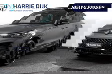 Volkswagen Tiguan - 1.5 eHybrid 272 PK R-Line | Black Style | Elek. Trekhaak | S/K-panodak | Adapt. Cruise | Stoel-+stuurverw. | App. Connect | Camera | PDC | LM 20" | 8355