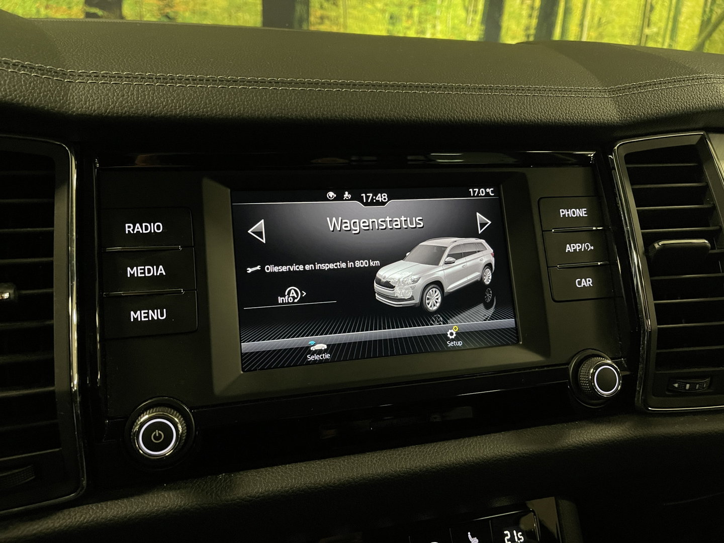 Škoda Kodiaq 1.5 TSI Business Edition | Cruise Control | Parkeersensoren | Apple Carplay |  Android Auto | Led Verlichting | Trekhaak | Front Assist | DAB |