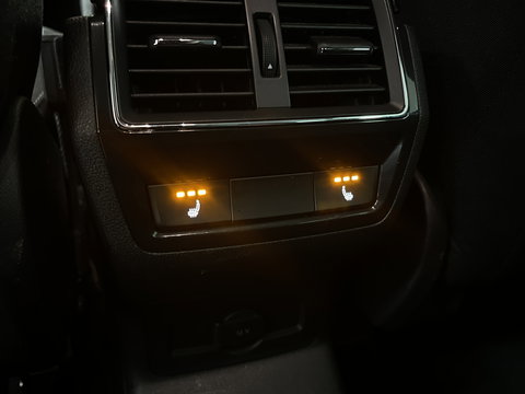 Škoda Kodiaq 1.5 TSI Business Edition | Cruise Control | Parkeersensoren | Apple Carplay |  Android Auto | Led Verlichting | Trekhaak | Front Assist | DAB |