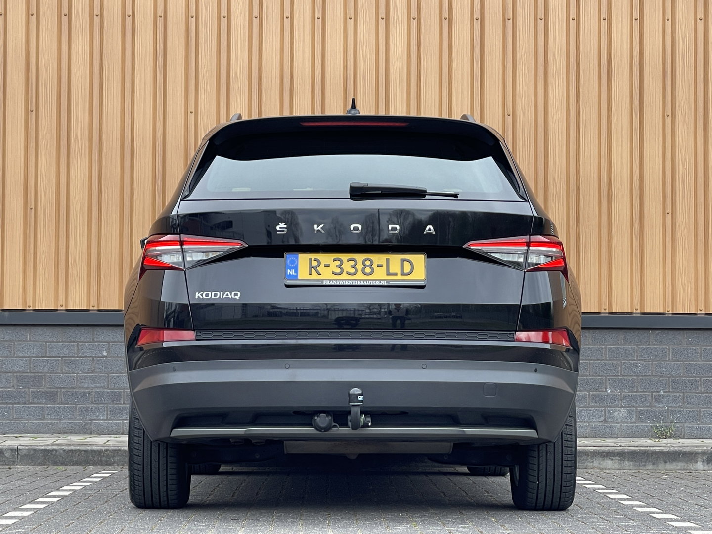 Škoda Kodiaq 1.5 TSI Business Edition | Cruise Control | Parkeersensoren | Apple Carplay |  Android Auto | Led Verlichting | Trekhaak | Front Assist | DAB |