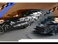 Land Rover Range Rover Velar - 2.0 P300 Turbo AWD R-Dynamic SE Navi Leer Panoramadak PDC Meridian soundsysteem lektr. bedienbaar achterklep Climate Zwart hemelbekleding LM velgen