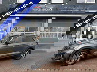 Volkswagen T-Roc - 1.5 TSI R-Line Edition DSG-aut. R-LINE / Trekhaak afn. / Camera / Stoelverw. / IQ Light / FABRIEKS garantie