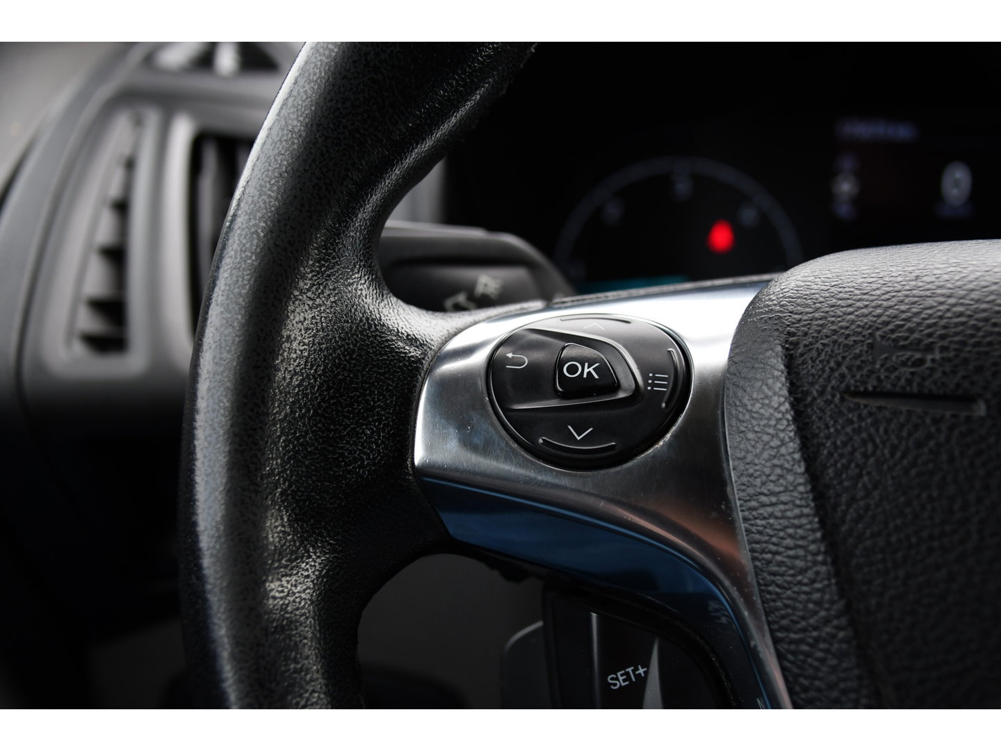 Ford Transit Connect 1.5 EcoBlue L2 Black Edition Cruise, 100pk, Trekhaak, Voorruit verwarming, Airco Sensoren, Uniek!