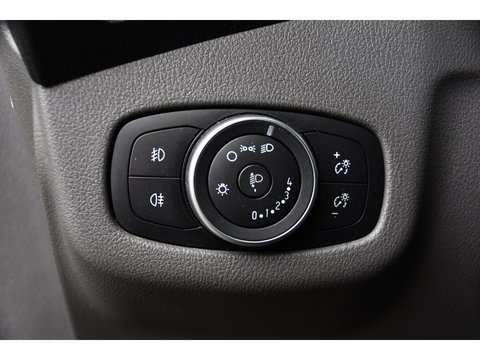 Ford Transit Connect 1.5 EcoBlue L2 Black Edition Cruise, 100pk, Trekhaak, Voorruit verwarming, Airco Sensoren, Uniek!