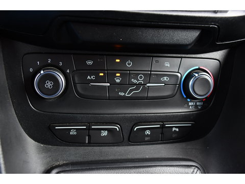 Ford Transit Connect 1.5 EcoBlue L2 Black Edition Cruise, 100pk, Trekhaak, Voorruit verwarming, Airco Sensoren, Uniek!