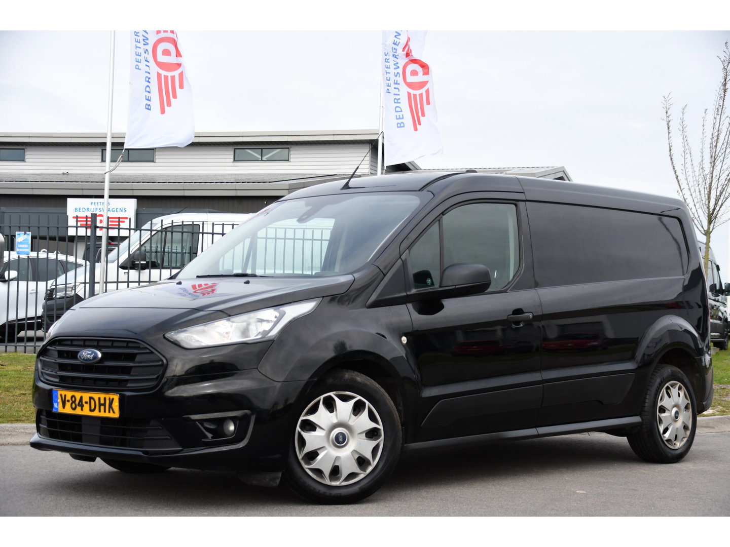 Ford Transit Connect 1.5 EcoBlue L2 Camera, Cruise, Carplay, Stoelverwarming, Automaat, 100pk, Trekhaak, Uniek!