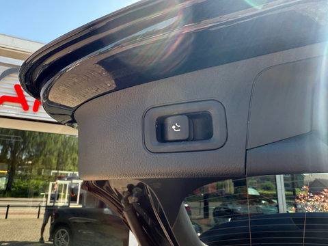 Mercedes-Benz GLA 250 e AMG Black Line I Panoramadak I Multibeam