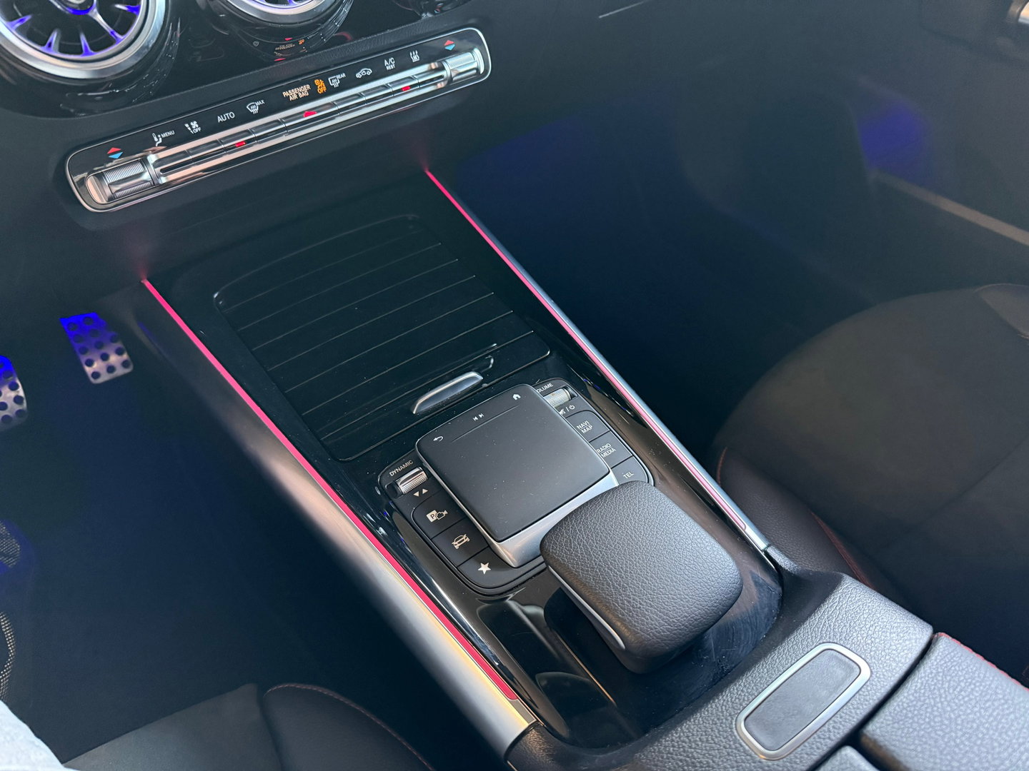 Mercedes-Benz GLA 250 e AMG Black Line I Panoramadak I Multibeam