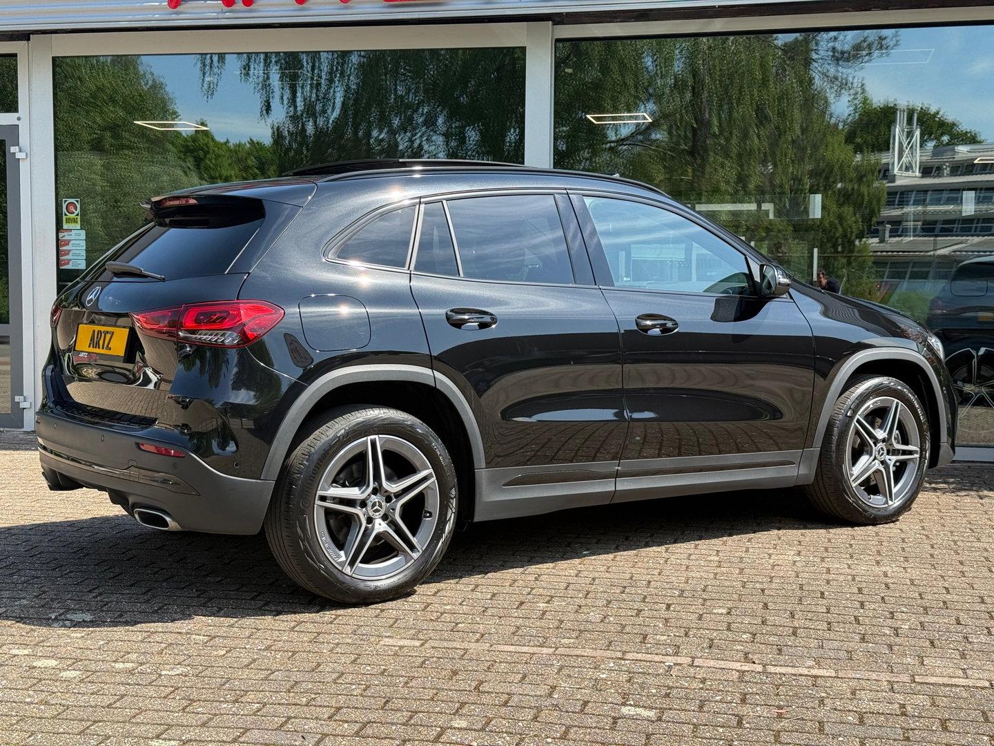 Mercedes-Benz GLA 250 e AMG Black Line I Panoramadak I Multibeam
