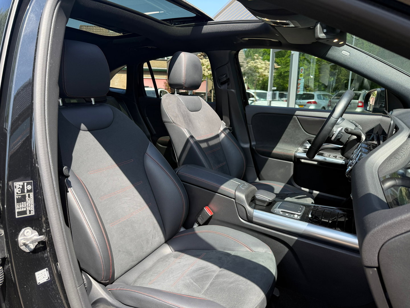 Mercedes-Benz GLA 250 e AMG Black Line I Panoramadak I Multibeam