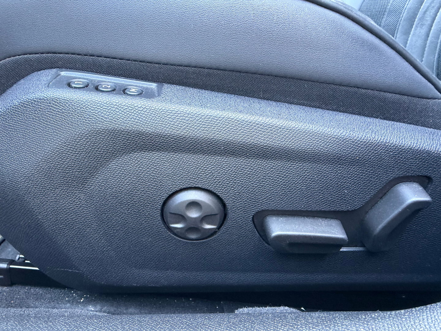 Peugeot 508 1.6 HYbrid Peugeot Sport Engineered