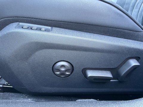 Peugeot 508 1.6 HYbrid Peugeot Sport Engineered