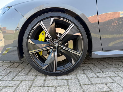 Peugeot 508 1.6 HYbrid Peugeot Sport Engineered