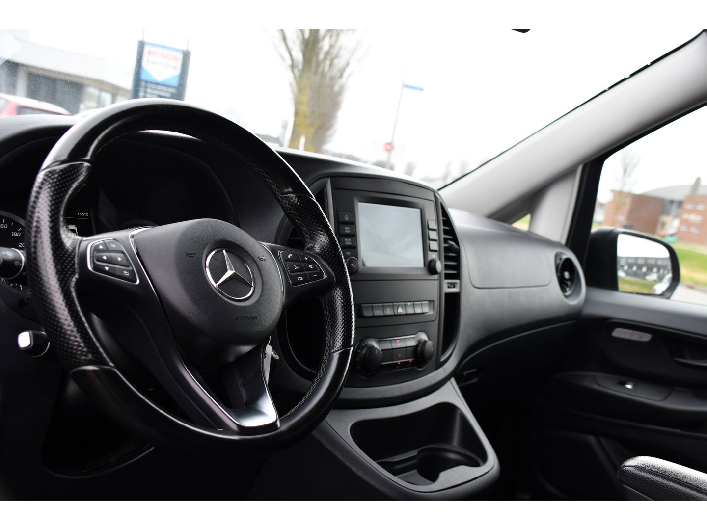 Mercedes-Benz Vito 116 CDI L3 DC PB Edition Camera, Cruise, Carplay, LED, Leder, 2 x Schuifdeur, Automaat, Stoelverwarming, 164pk, Trekhaak, Uniek!