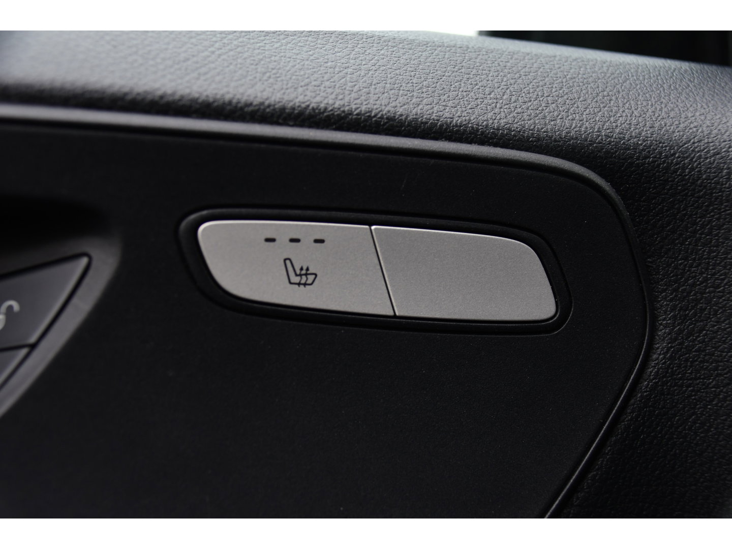 Mercedes-Benz Vito 116 CDI L3 DC PB Edition Camera, Cruise, Carplay, LED, Leder, 2 x Schuifdeur, Automaat, Stoelverwarming, 164pk, Trekhaak, Uniek!