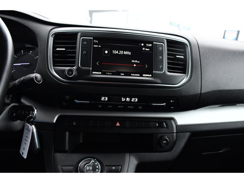 Opel Vivaro 2.0 CDTI L3H1 DC Black Edition Camera, Cruise, Carplay, Stoelverwarming, 2 x Schuifdeur, Sensoren, Clima, Trekhaak, multimedia, Uniek!