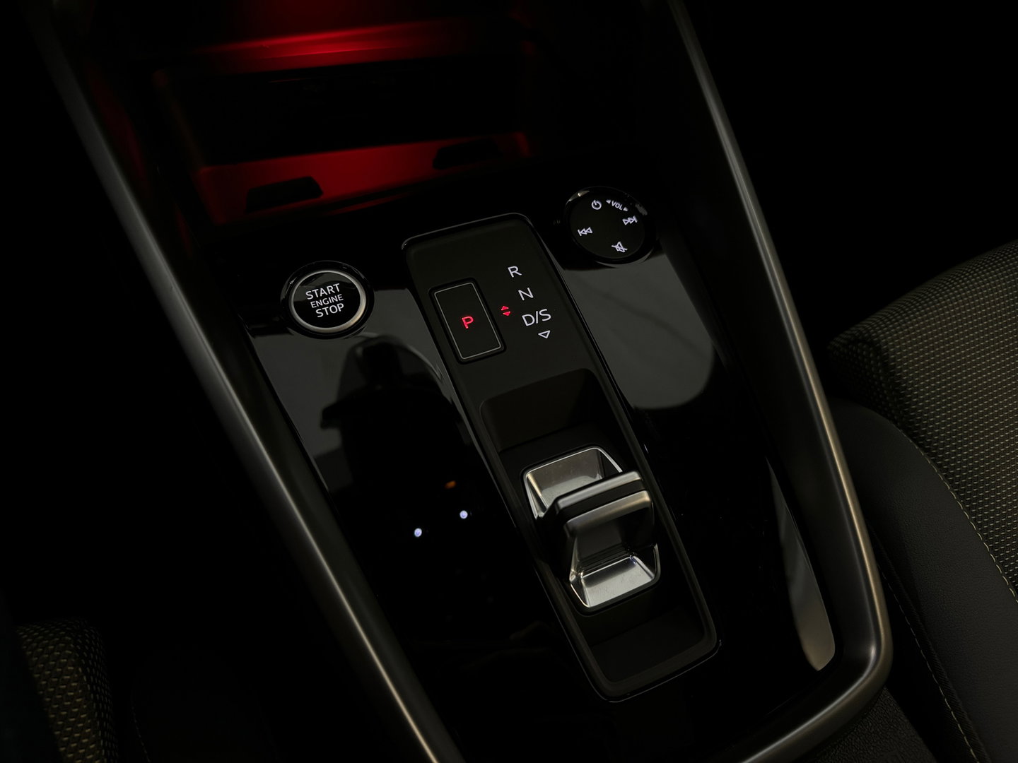 Audi A3 Sportback 40 TFSI e S Line Pano|Keyles|Sfeer|Camera|CarPlay