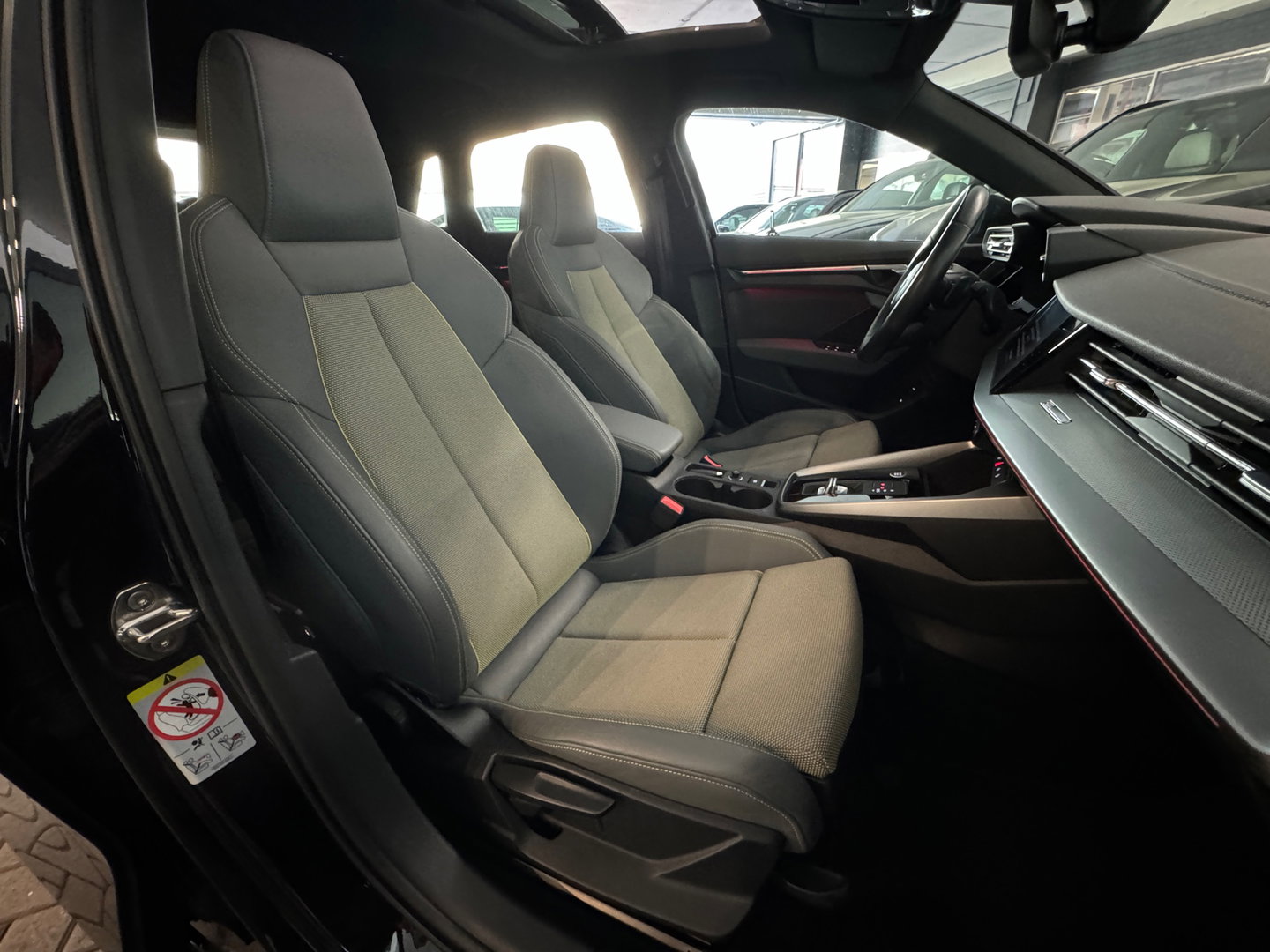 Audi A3 Sportback 40 TFSI e S Line Pano|Keyles|Sfeer|Camera|CarPlay