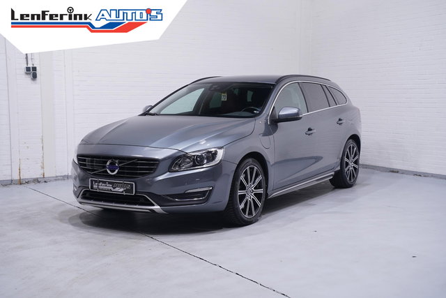 Volvo V60 - 2.4 D5 Twin Engine AWD navigatie lederen bekleding lane-assist stoelverwarming private-glas 18"lmv xenon cruise-controlle bliss botswaarschuwing