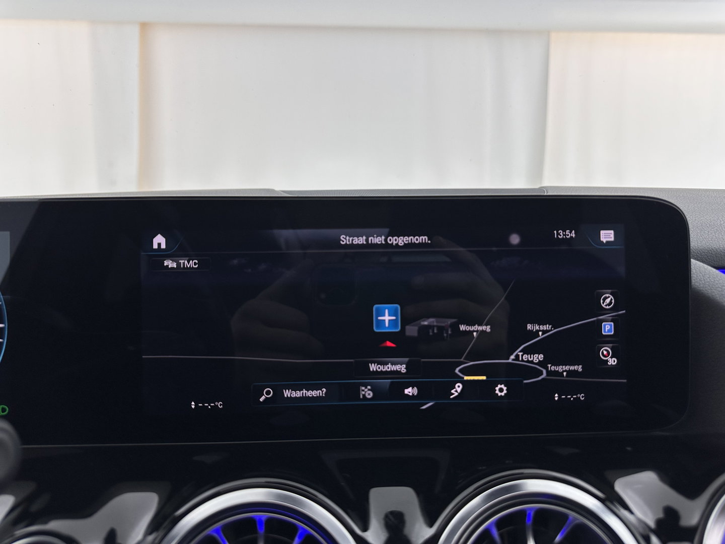 Mercedes-Benz GLA 250 e Business Solution AMG Limited (INCL-BTW) Aut. *PANO | LEATHER-MICORFIBRE | MEMORY-PACK | WIDESCREEN-COCKPIT | MULTIBEAM-LED | AMBIENTLIGHT | KEYLESS | CAMERA | M-BUX-NAVI | ECC | SHIFTPADDLES | PDC | CRUISE | DAB | HEATED